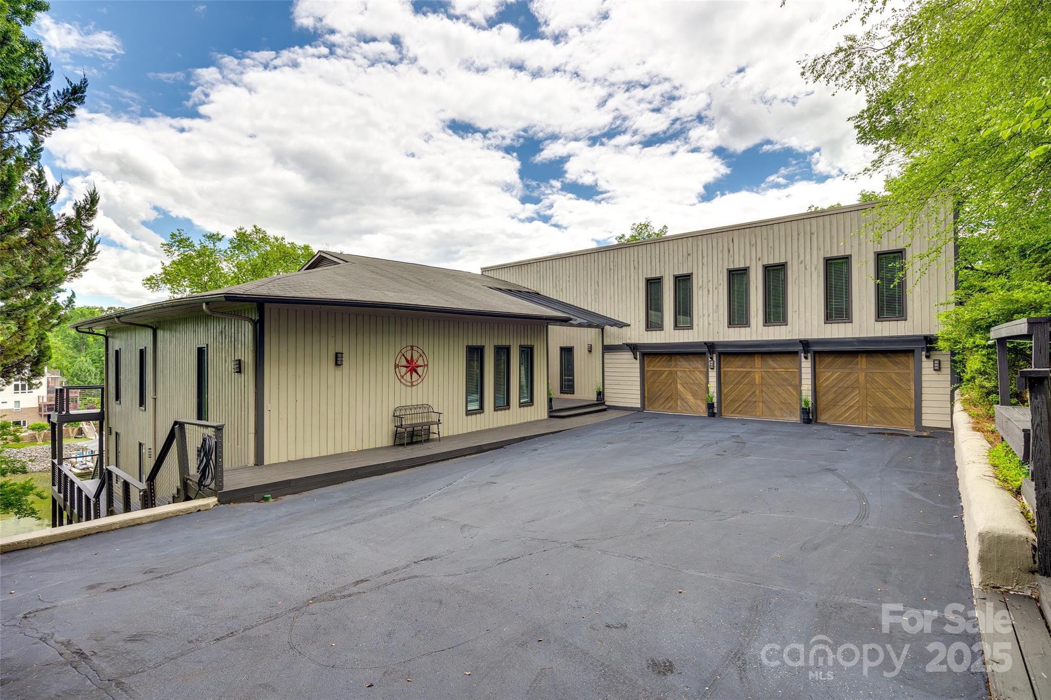 8014 Kiwi Point
