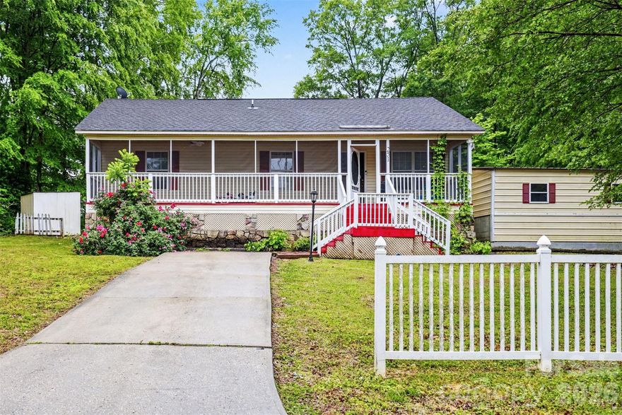 Discover the potential in this charming 3-bedroom, 3-bath home nestled on over half an acre in a peaceful and quiet neighborhood. Offering plenty of space both inside and out, this property is perfect for those looking to create their dream home or invest in a fixer-upper with great upside.
Enjoy mornings and evenings on the long, screened-in front porch—ideal for relaxing and taking in the peaceful surroundings. Inside, you'll find a versatile bonus area that can be transformed into a home office, playroom, or additional living space to suit your needs.
The home features a brand-new HVAC system, providing a solid starting point for future updates, along with a convenient 2-car carport for covered parking. With its generous lot size, serene setting, and endless possibilities, this property is a rare opportunity to customize a home exactly to your vision.
Bring your ideas and make this hidden gem shine!