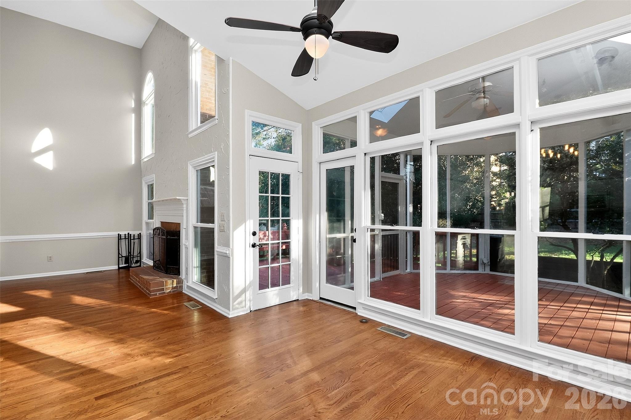 Thornhill - Residential