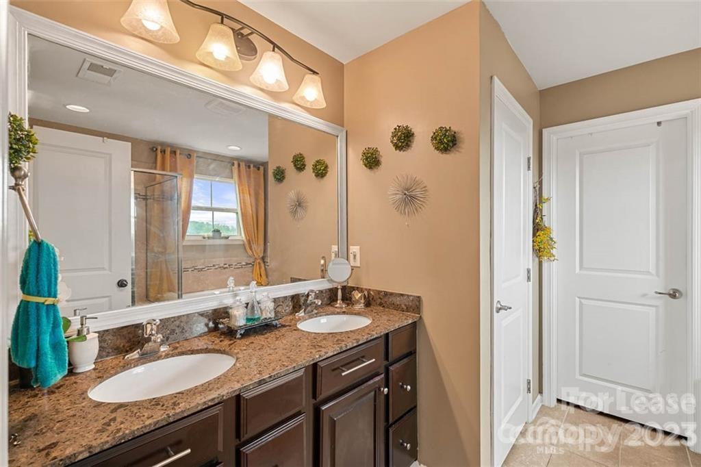 The Settlements at Withrow Downs - Residential Lease