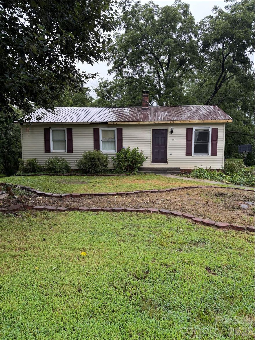 *Motivated Seller* Welcome to this charming 3 bedroom, 1 bathroom home on a spacious 0.4-acre lot in the heart of Morganton! Offering comfort, character, and plenty of potential, this property is ready for its next chapter. Inside, you’ll find a cozy layout with bright living spaces and a functional kitchen. The three bedrooms provide room for family, guests, or a home office, while the single bath keeps things simple and easy to maintain. The unfinished basement adds valuable storage space and the opportunity to create a workshop, rec room, or future expansion. Step outside to enjoy a large yard surrounded by mature trees—ideal for gardening, play, or simply relaxing outdoors. Conveniently located near Morganton’s downtown, local dining, and parks, this home offers the best of small-town living. Don’t miss this opportunity to make 104 Whitley Road your own—schedule your private showing today!