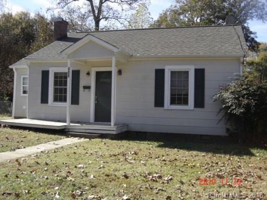 Cute home with 2 bedrooms, 1 bath, range, refrigerator and storage building.  Rent $600, Deposit $600, Application Fee $25 for each adult.  No inside smoking and pets are conditional with a $300 non-refundable pet fee upon approval.