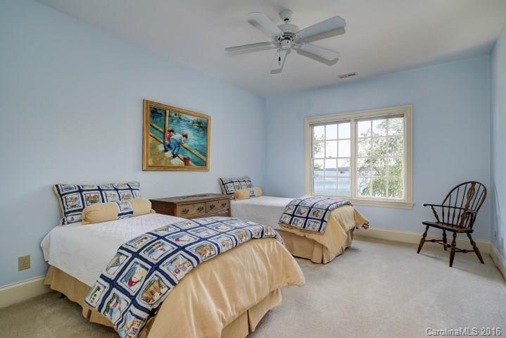 The Peninsula - Residential