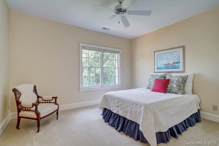 The Peninsula - Residential