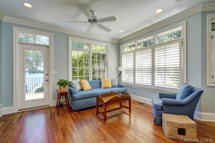 The Peninsula - Residential