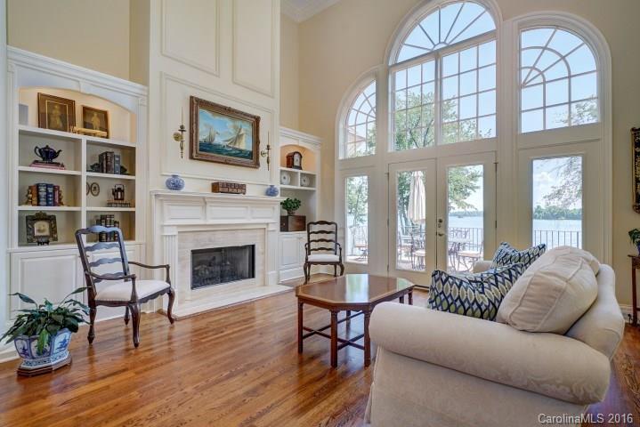 The Peninsula - Residential