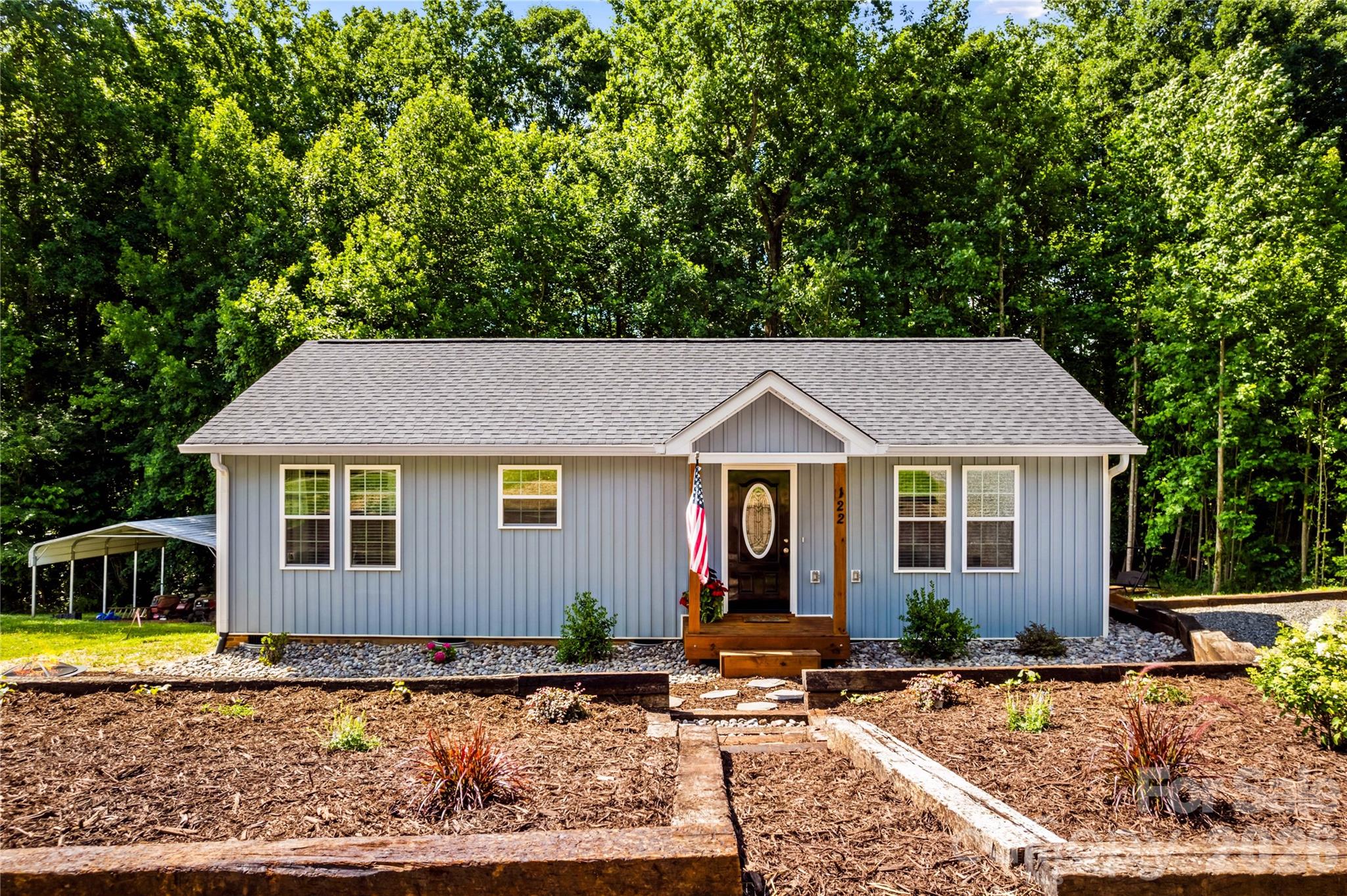 122 S Yadkin River Road