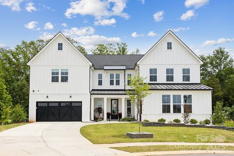 4530 Tournette Drive 18 Indian Land SC 29707