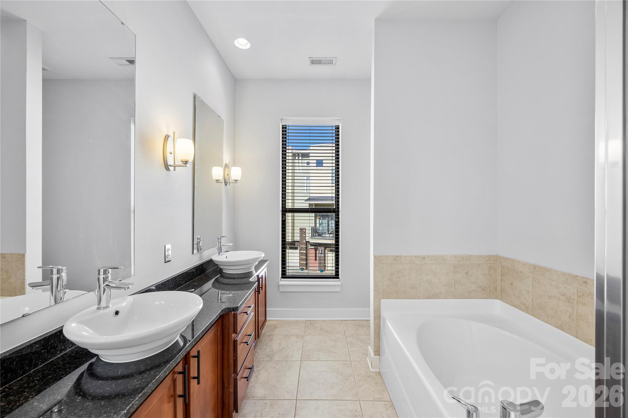 The Arts District - Residential