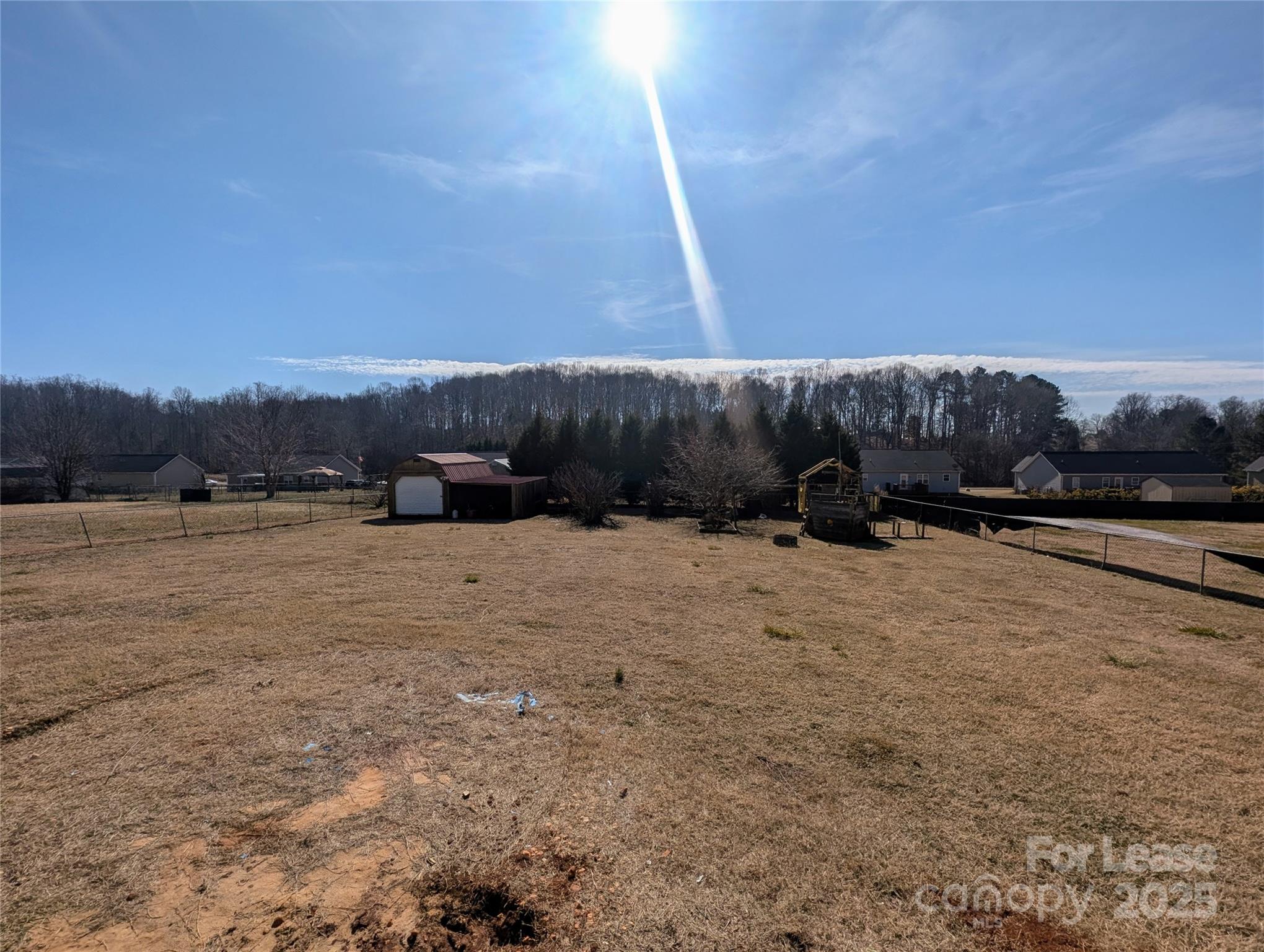 FLYING V ACRES - Residential Lease