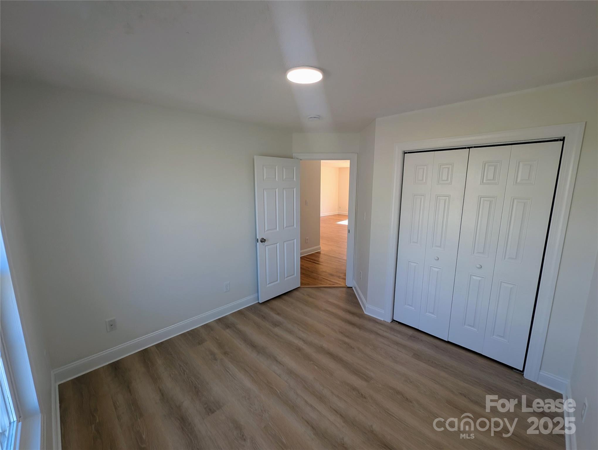 FLYING V ACRES - Residential Lease