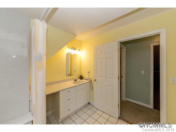 Fork Mountain Cliffs - Residential