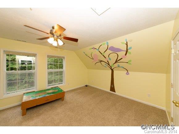 Fork Mountain Cliffs - Residential