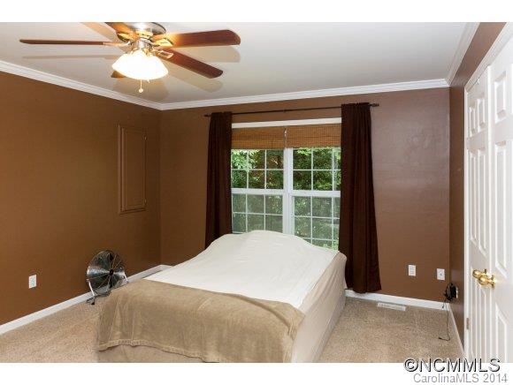 Fork Mountain Cliffs - Residential