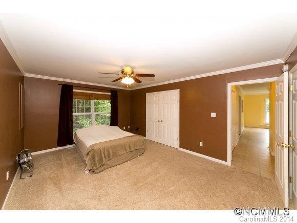 Fork Mountain Cliffs - Residential