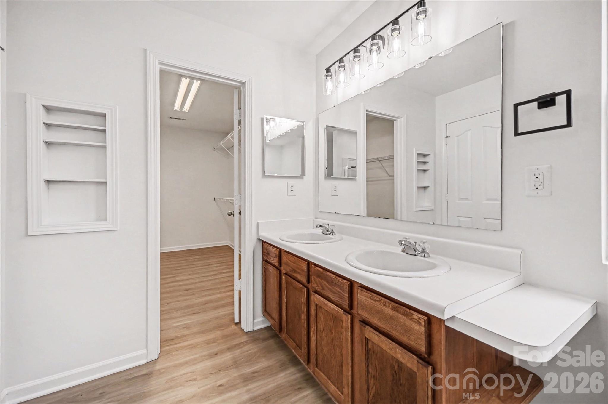 Kingstree - Residential