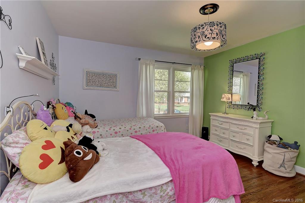 Lansdowne - Residential