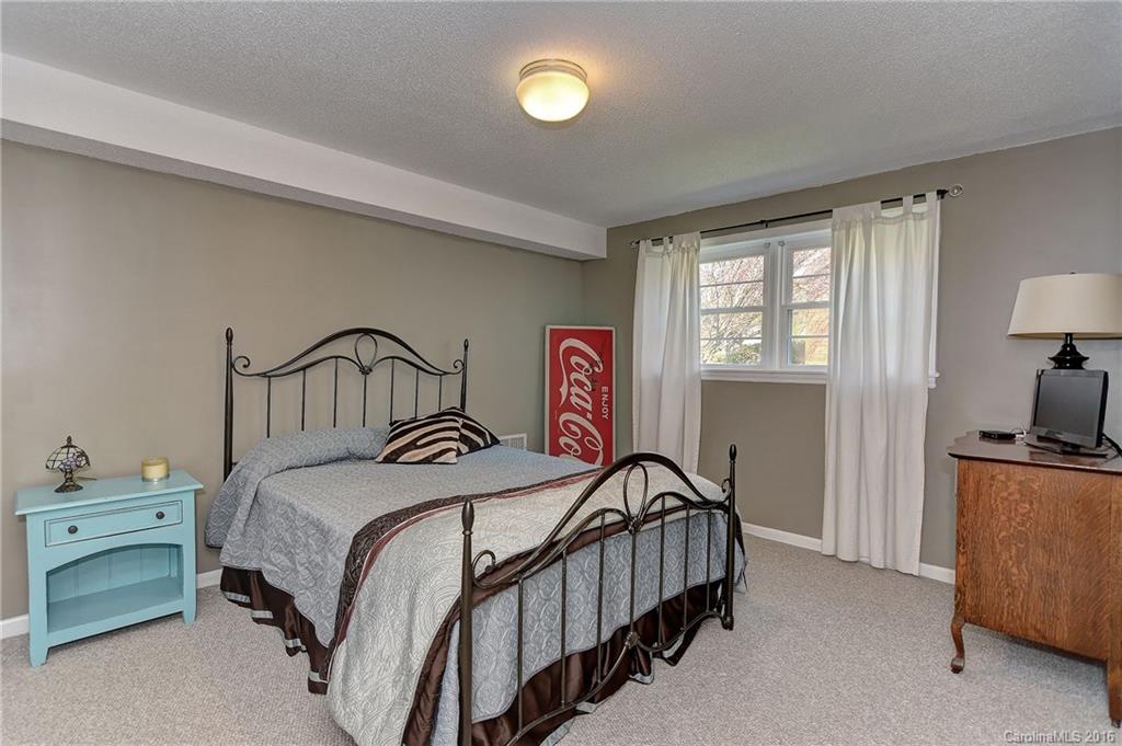 Lansdowne - Residential