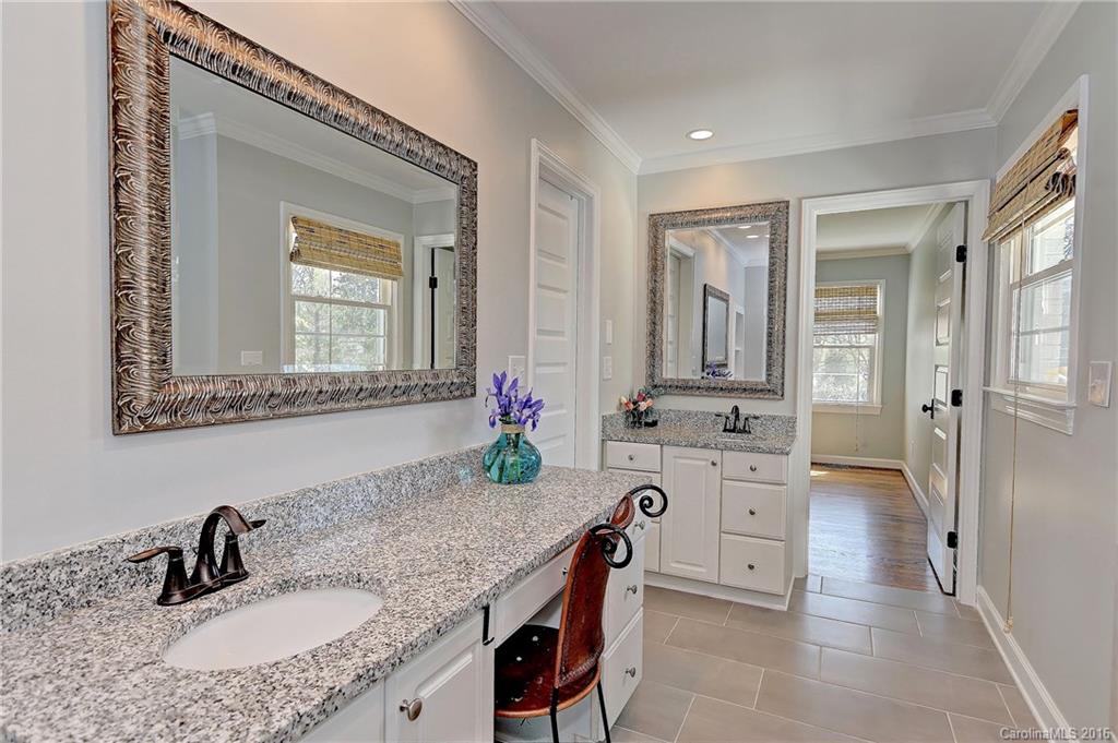 Lansdowne - Residential