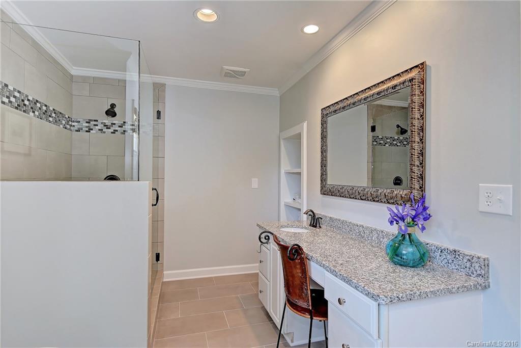 Lansdowne - Residential