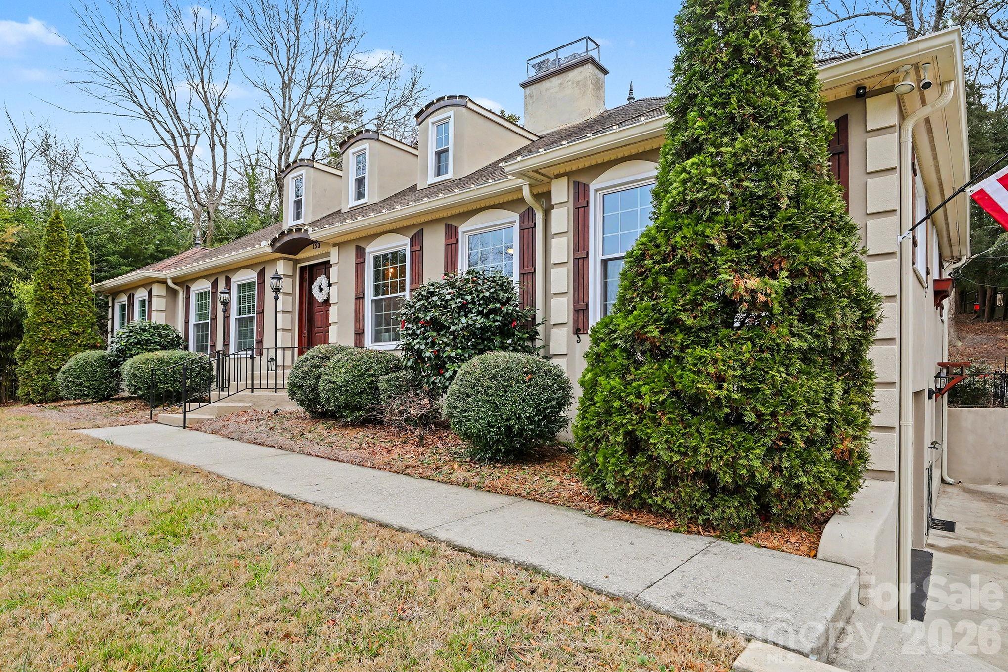 123 Old Bell Road