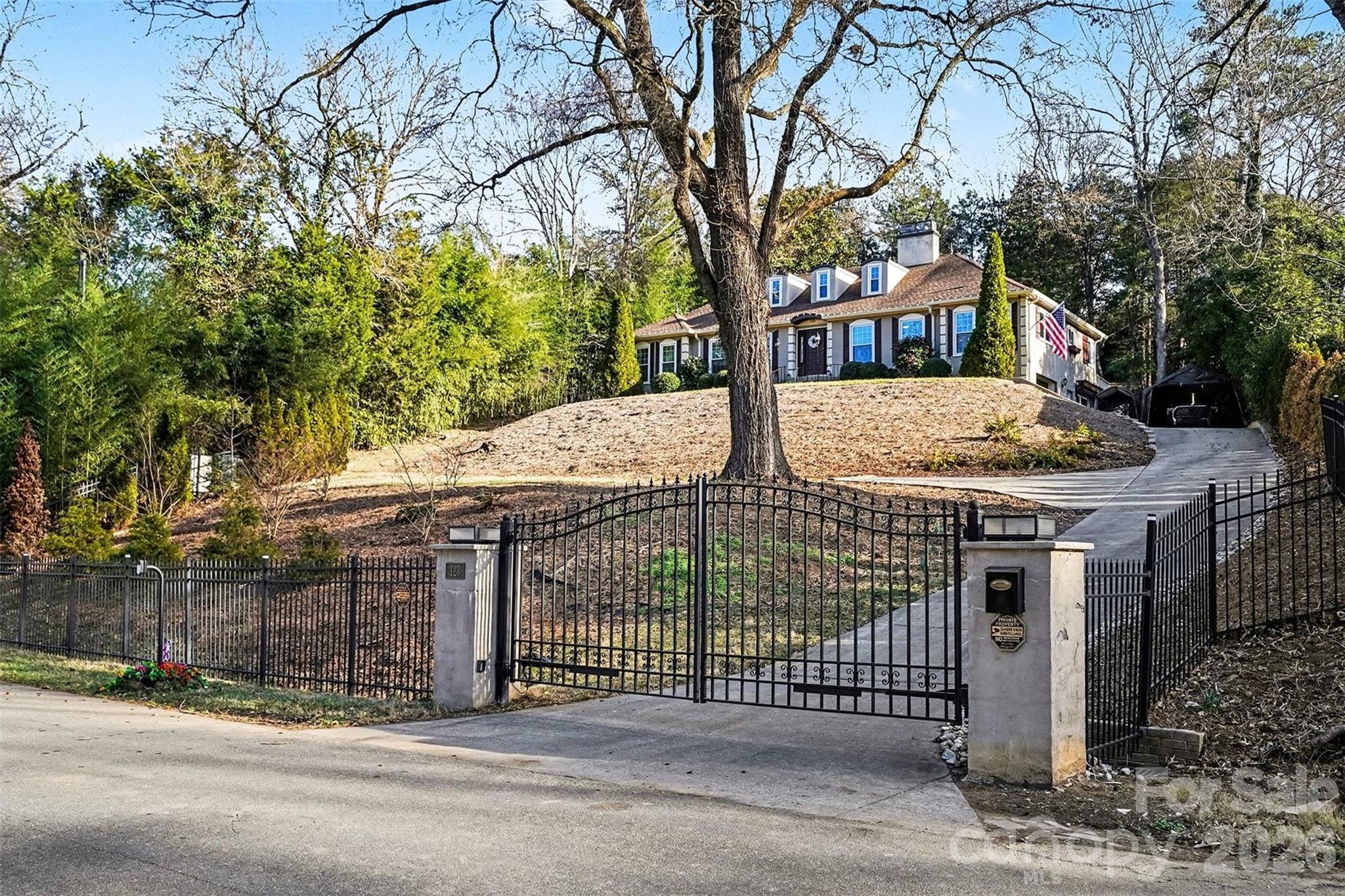 123 Old Bell Road