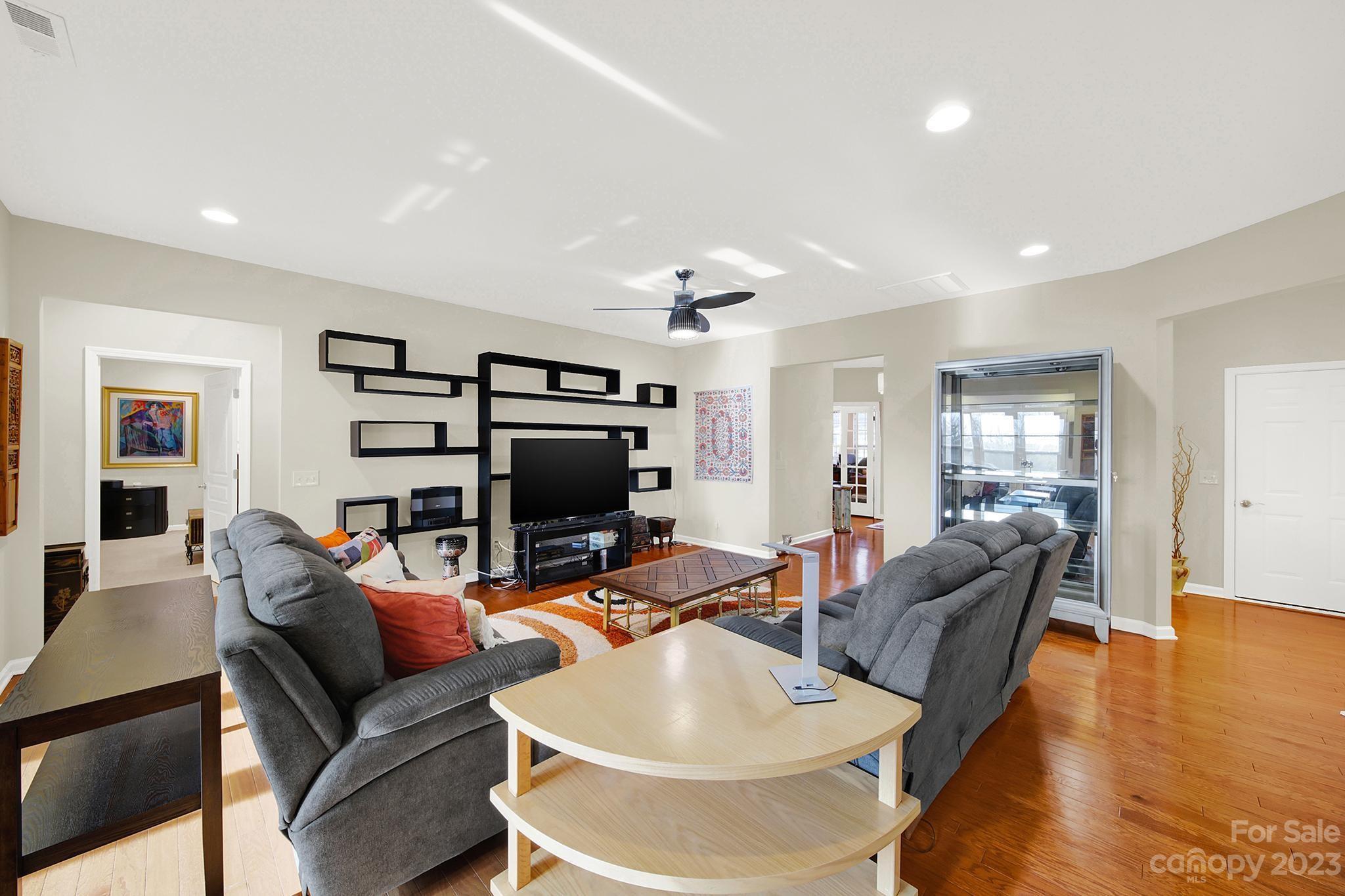 Sun City Carolina Lakes - Residential