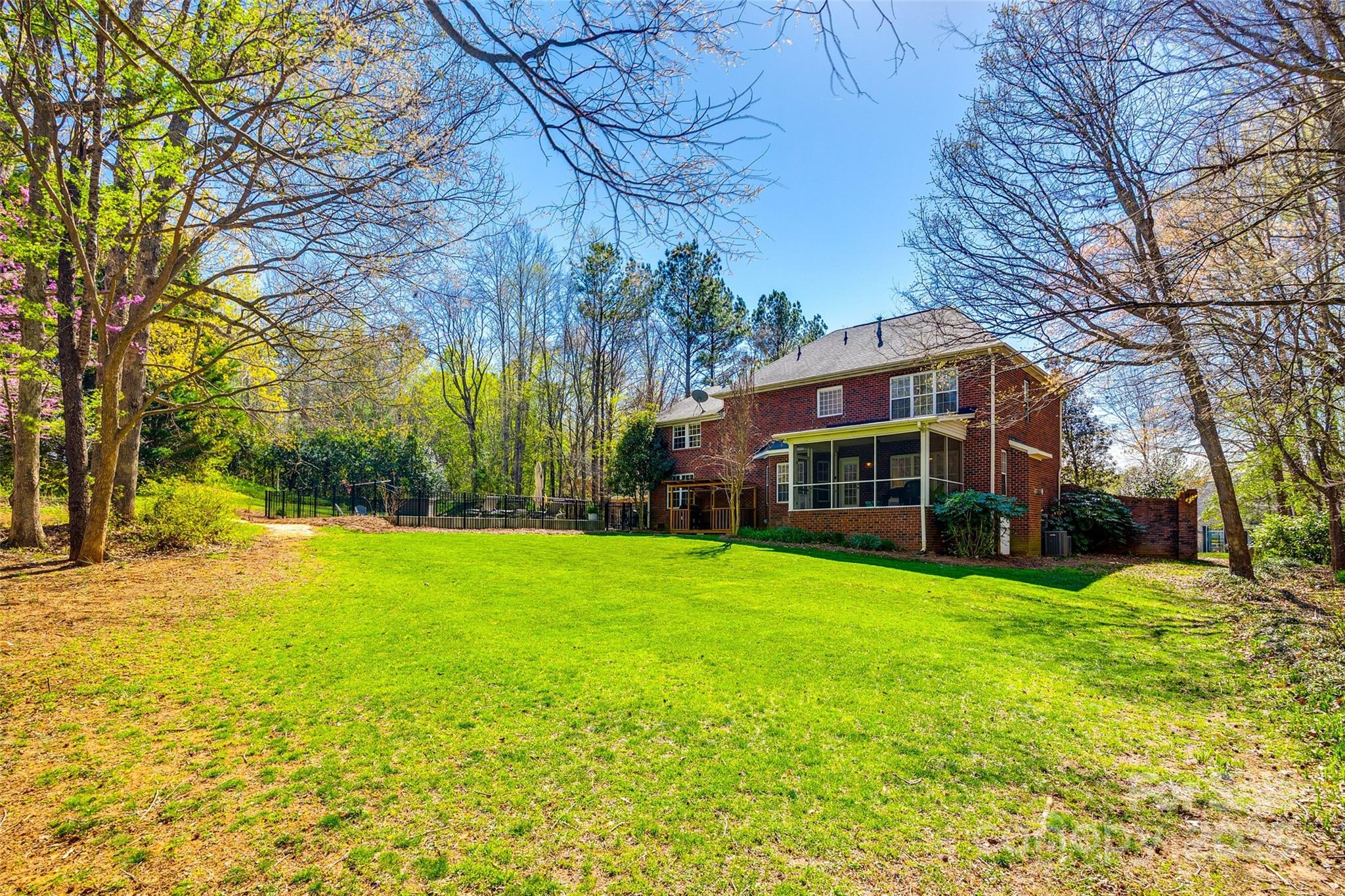 Vanderlakes - Residential