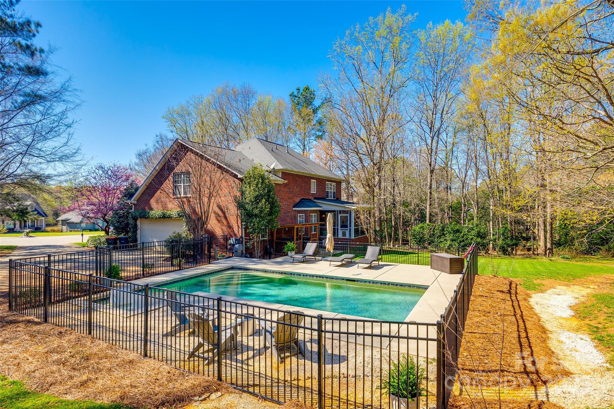 Vanderlakes - Residential