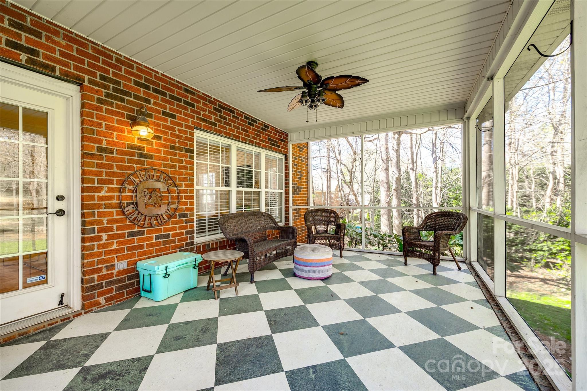 Vanderlakes - Residential