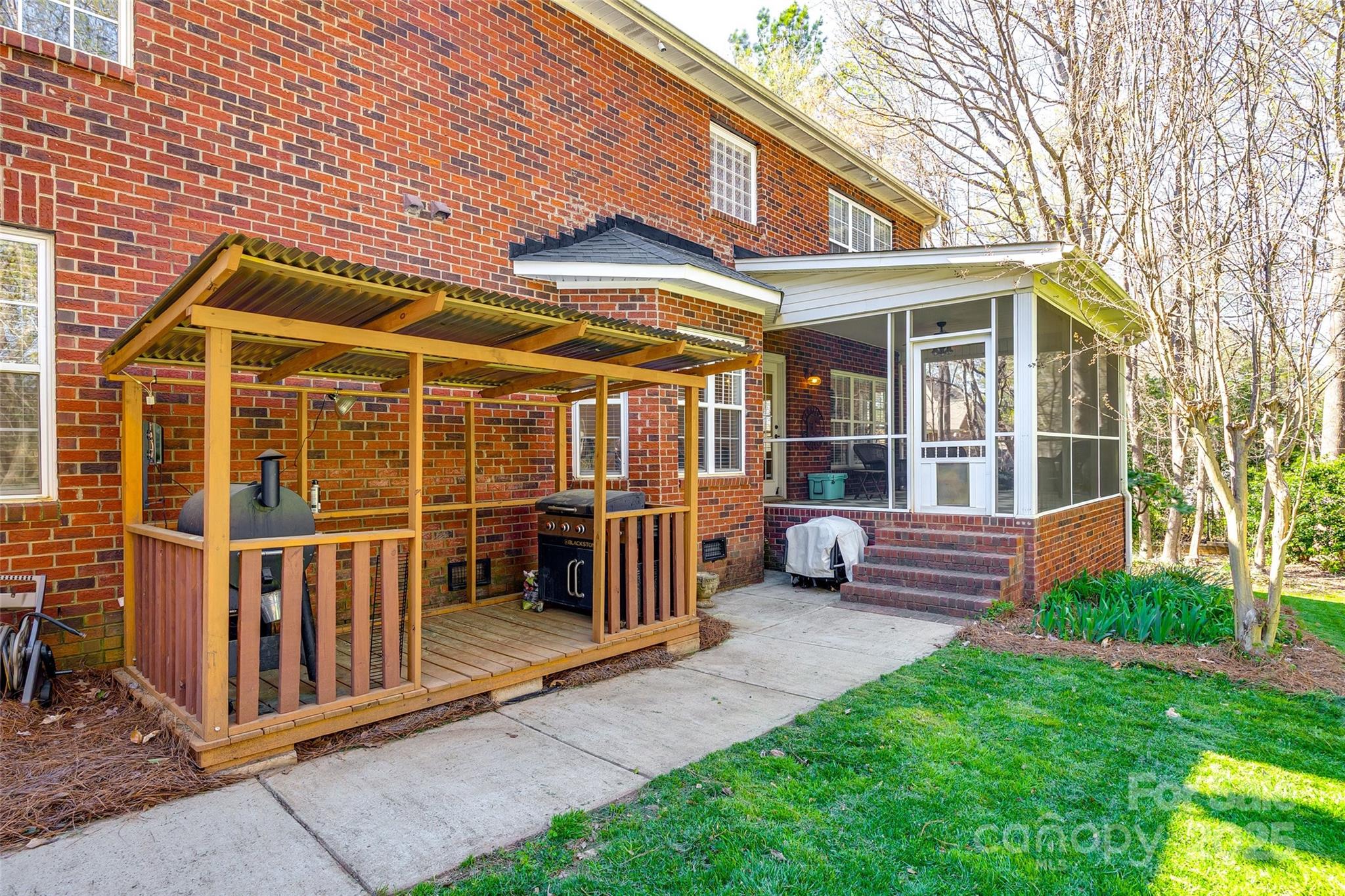 Vanderlakes - Residential