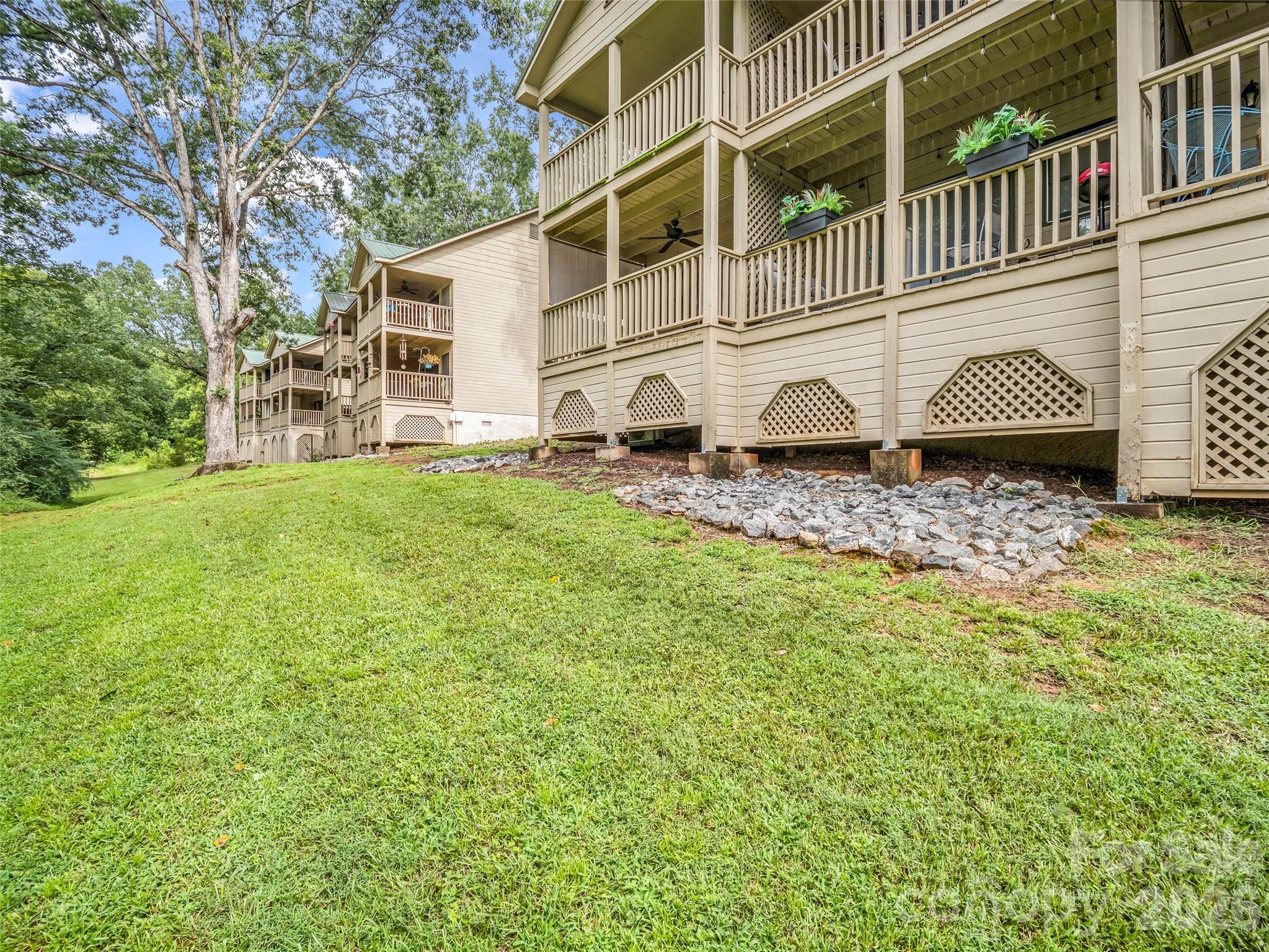 160 Whitney Boulevard 21