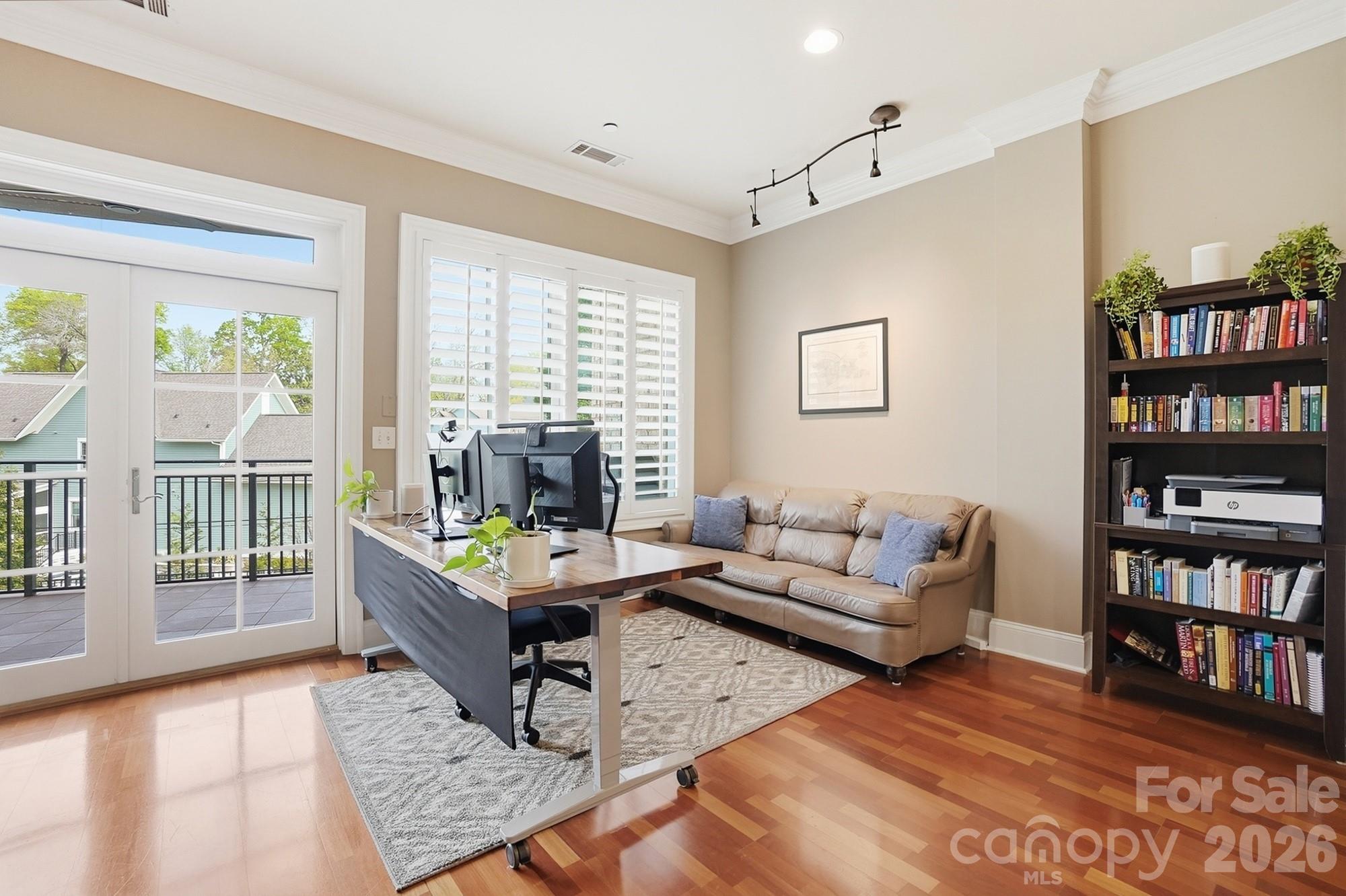 Myers Park - Residential