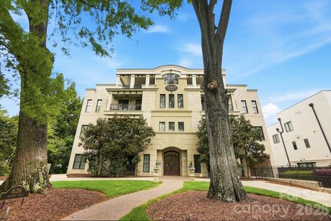 Photo of 626 Queens Road #102, Charlotte, NC 28207 (MLS # 4357790)