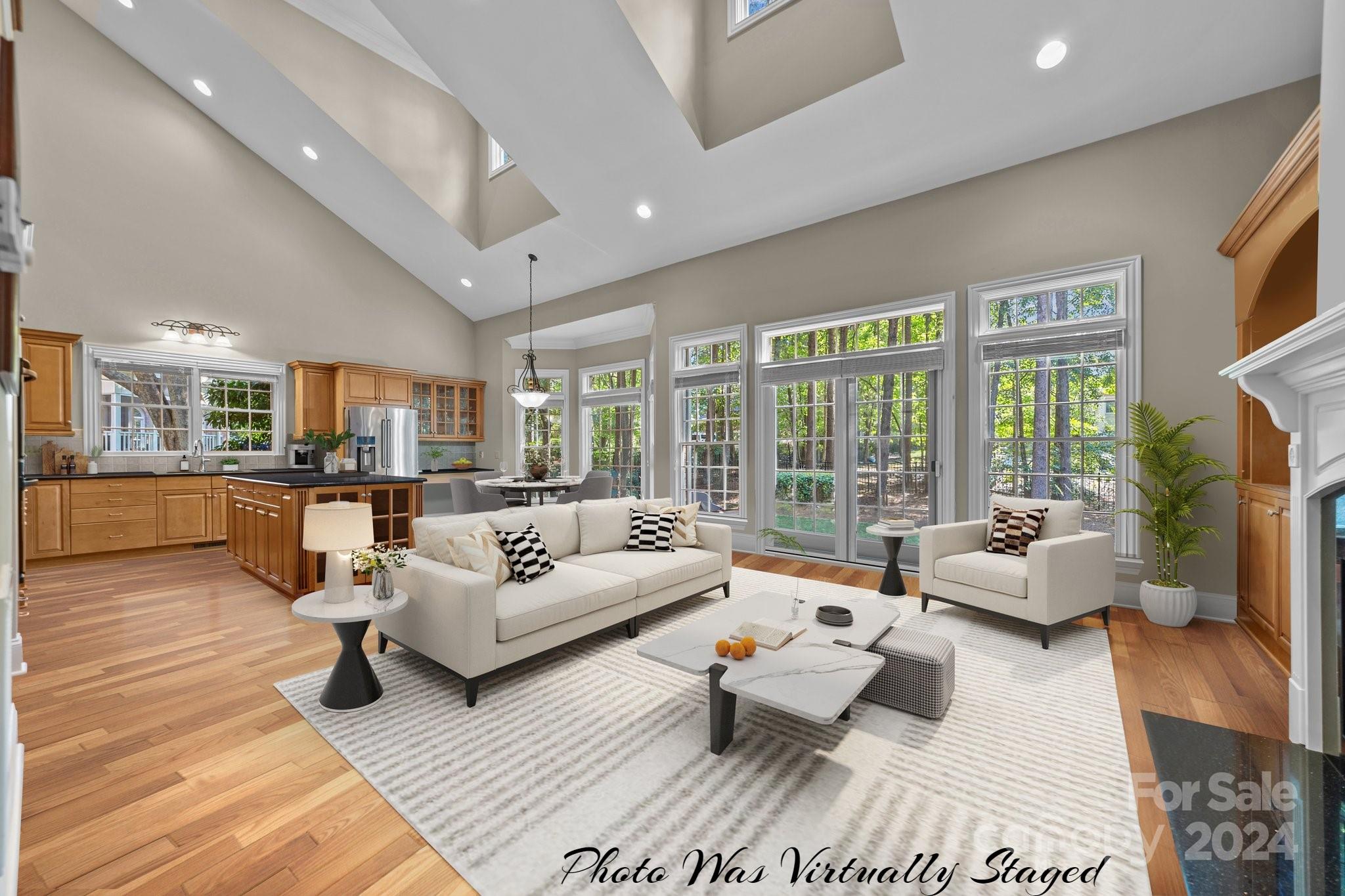 The Peninsula - Residential