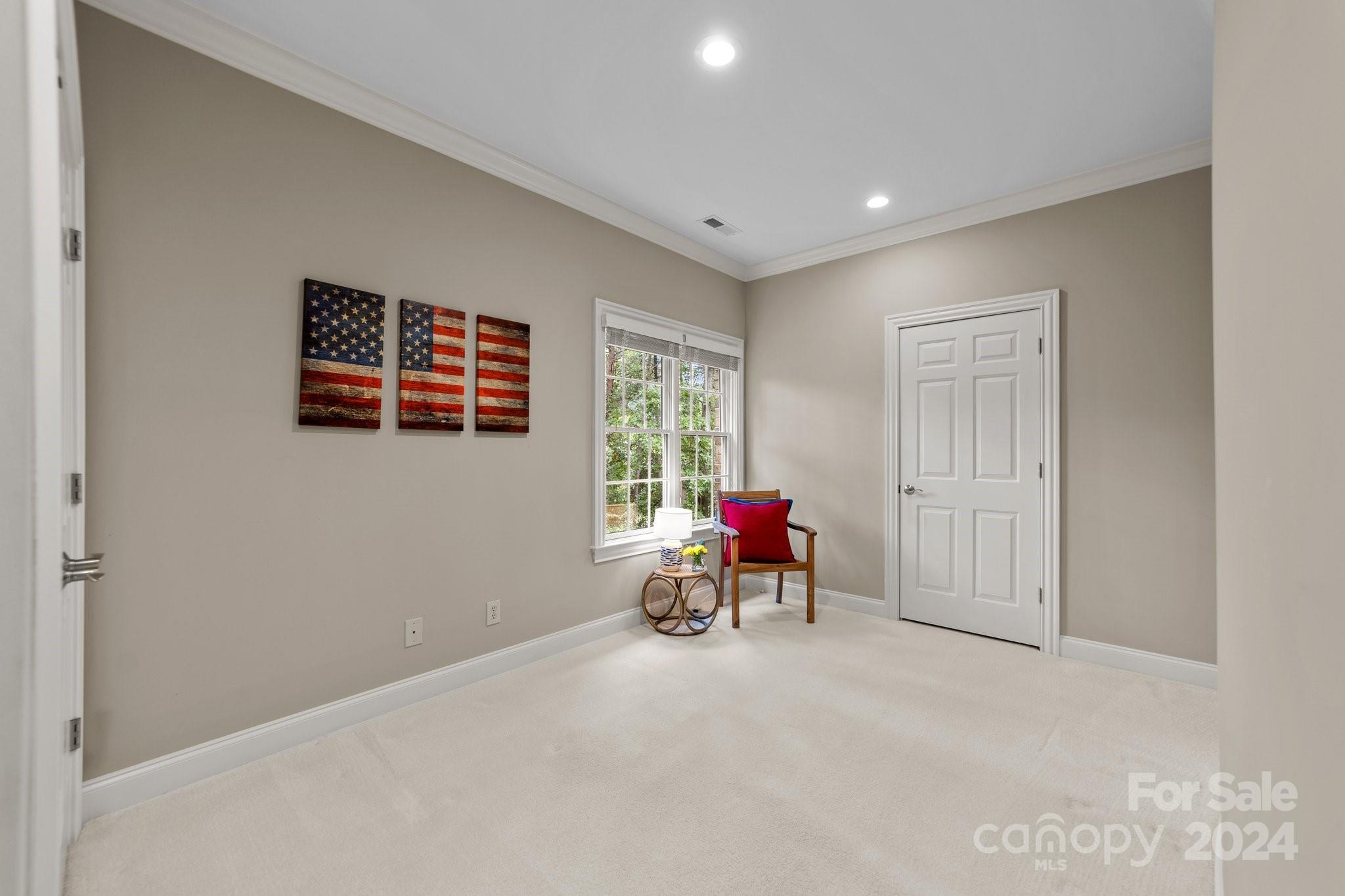 The Peninsula - Residential