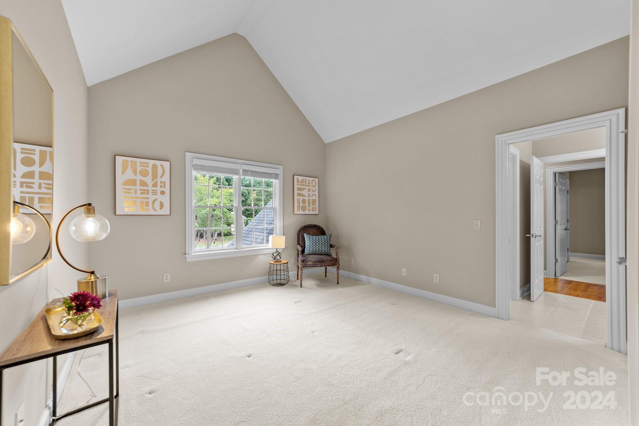 The Peninsula - Residential