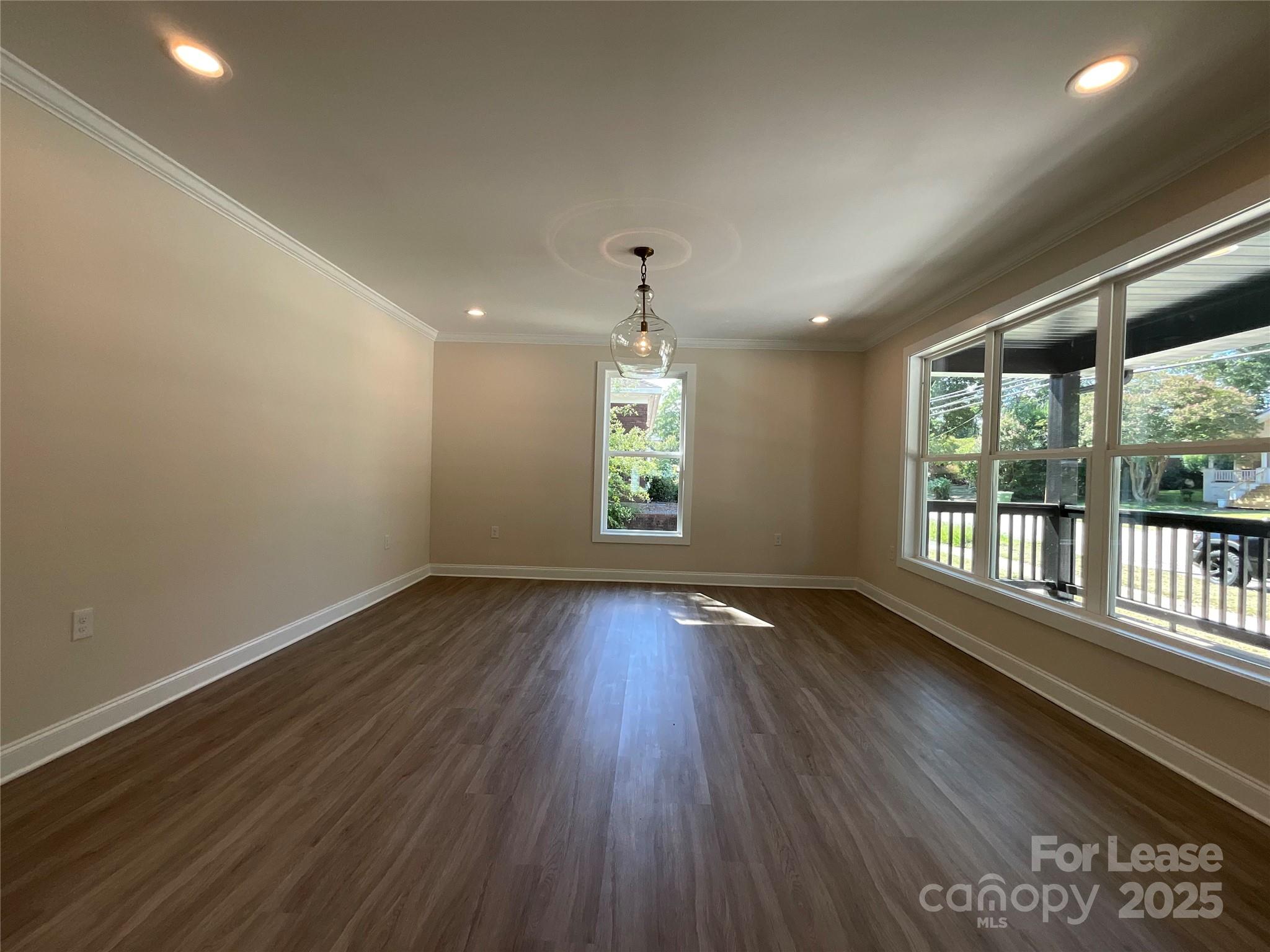 307 N Catawba Street