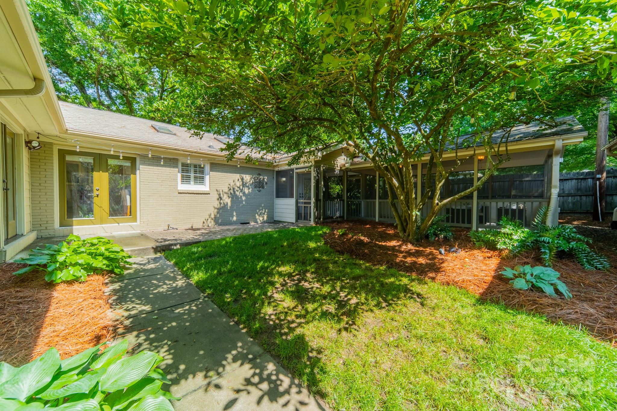 Sherwood Forest - Residential