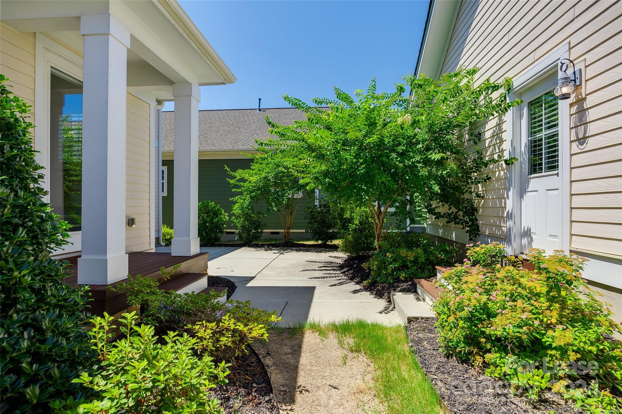 Riverwalk - Residential Lease