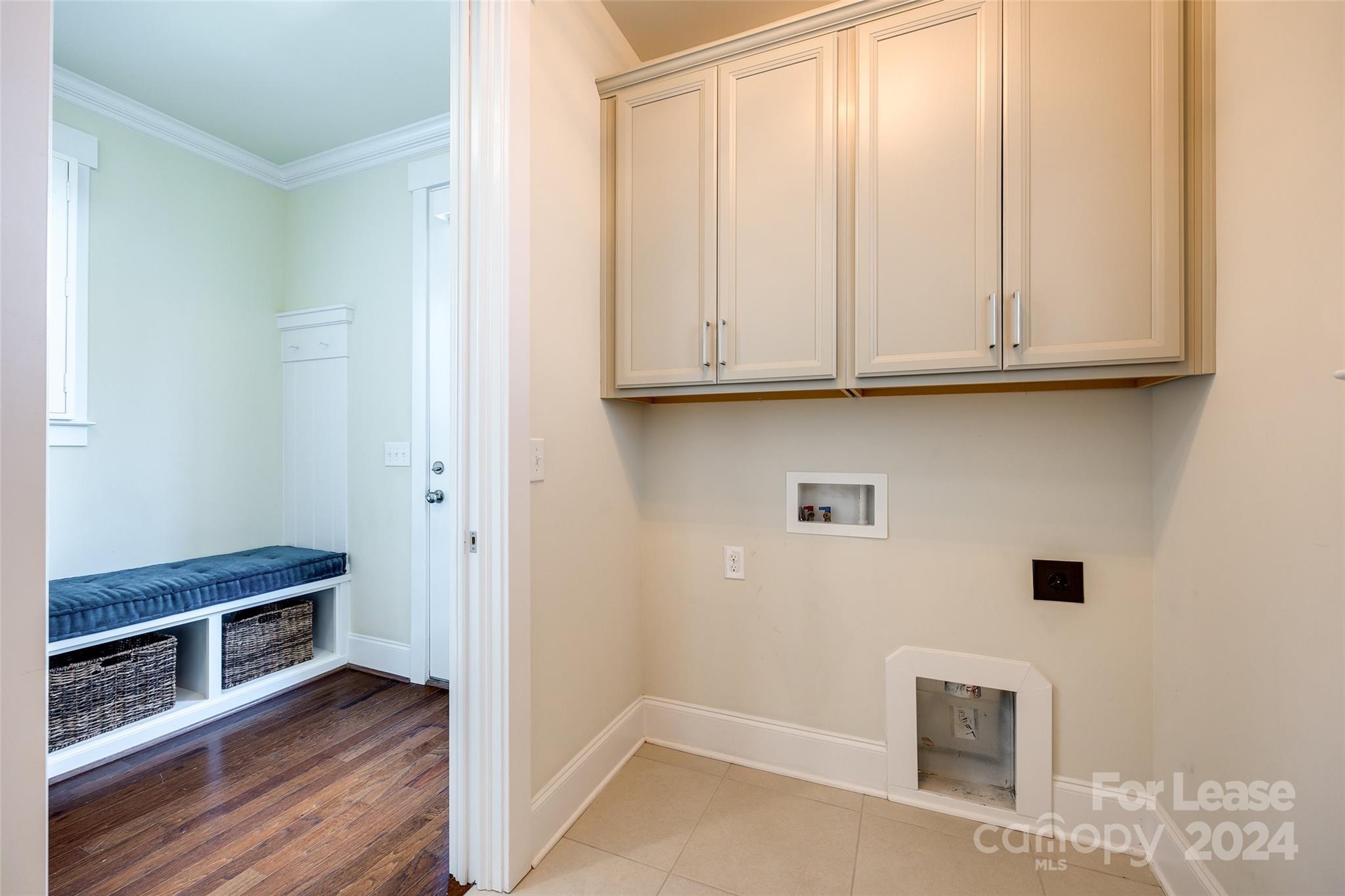 Riverwalk - Residential Lease