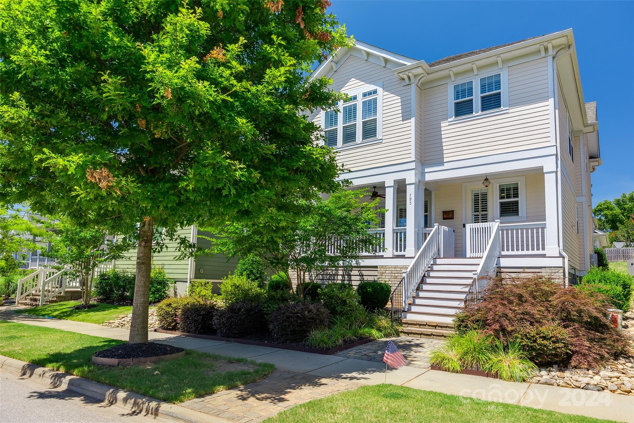 Riverwalk - Residential Lease