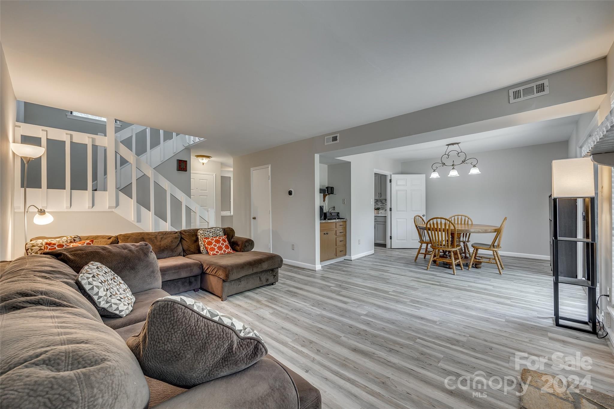 The Tyes - Residential