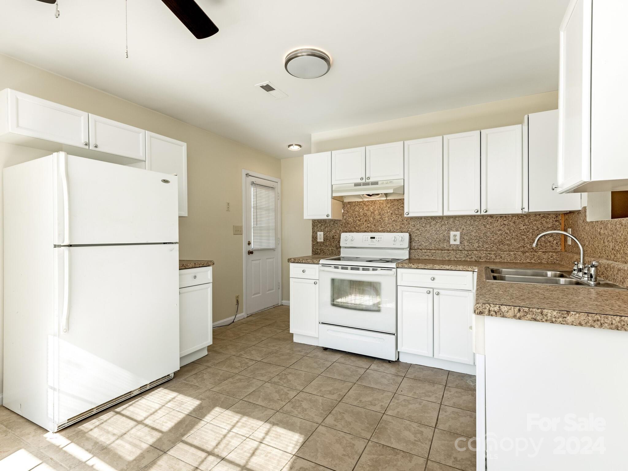 1623 Forest Stream Court
