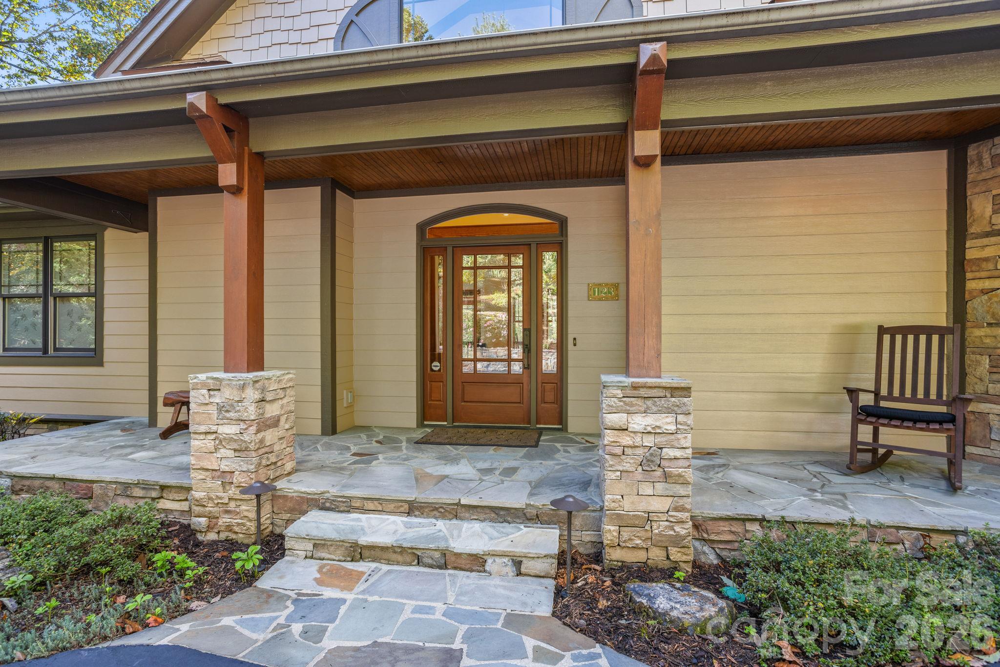 123 Pinnacle Peak Lane