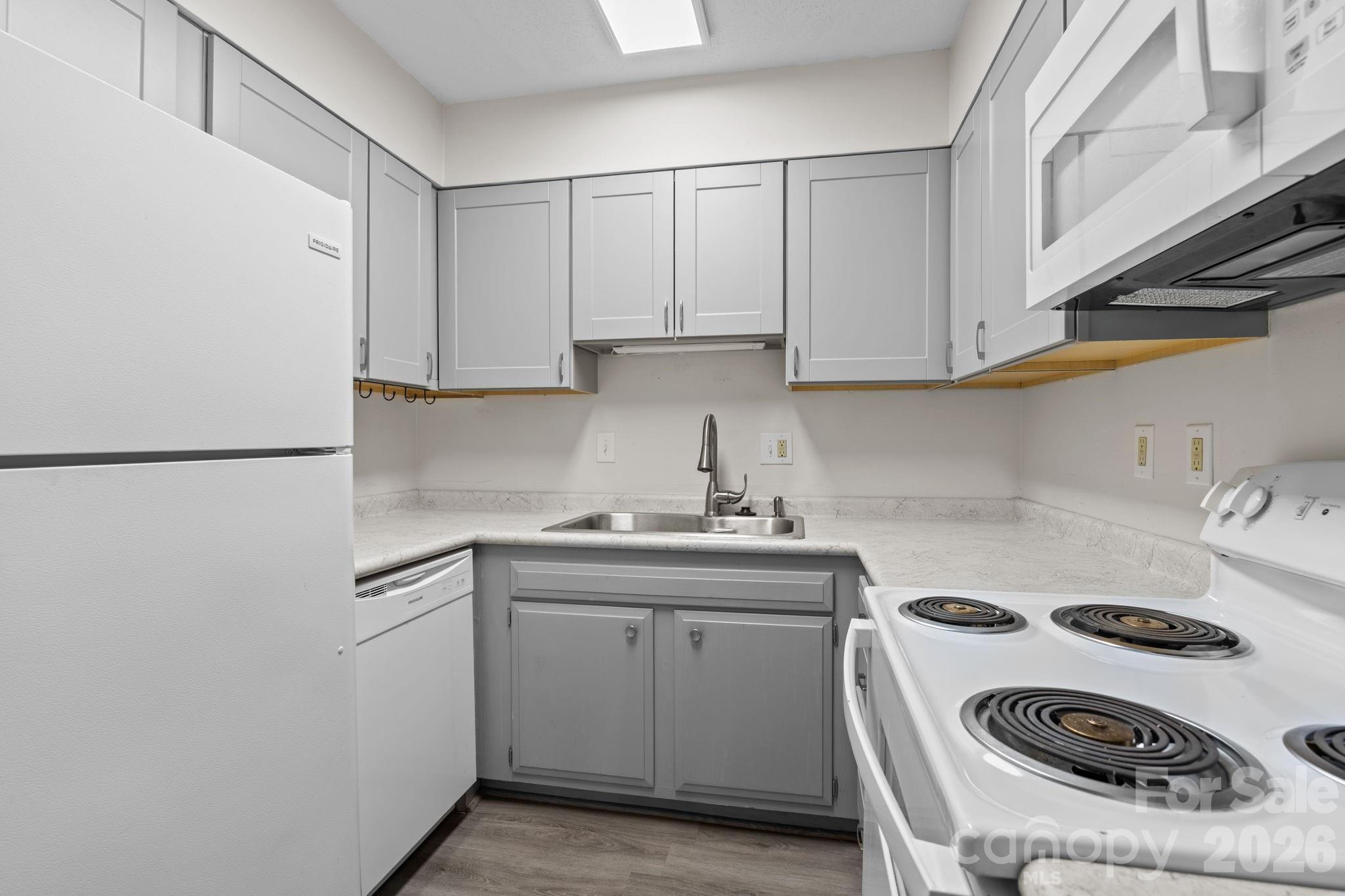 Holly Crest - Residential