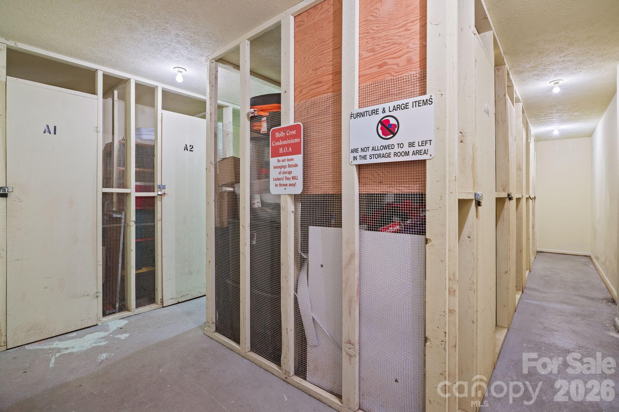 Holly Crest - Residential