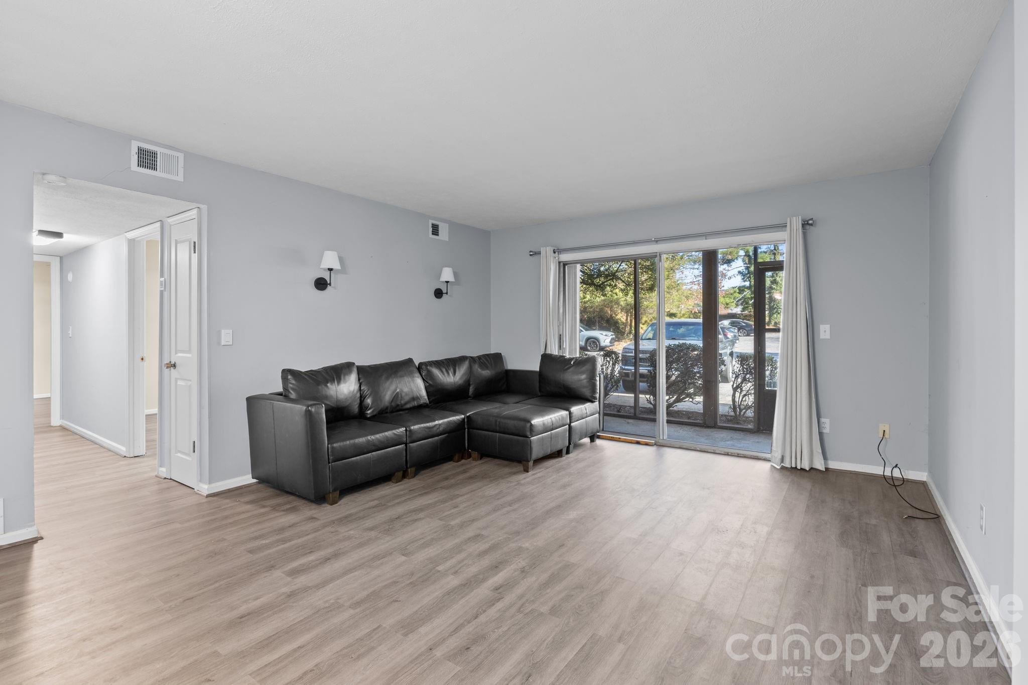 Holly Crest - Residential