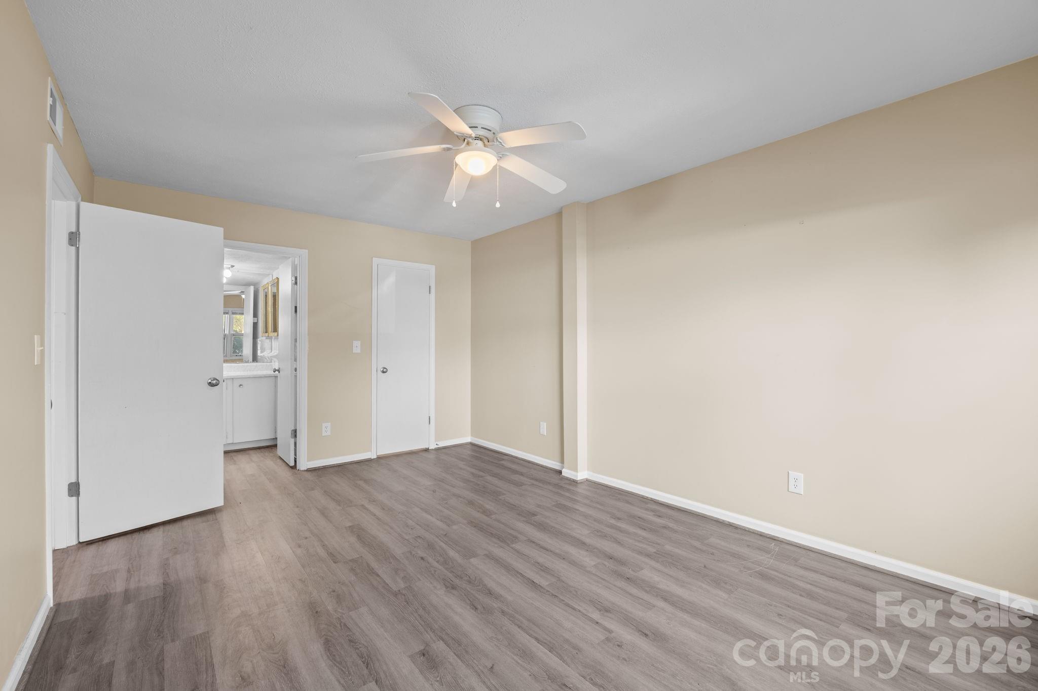 Holly Crest - Residential