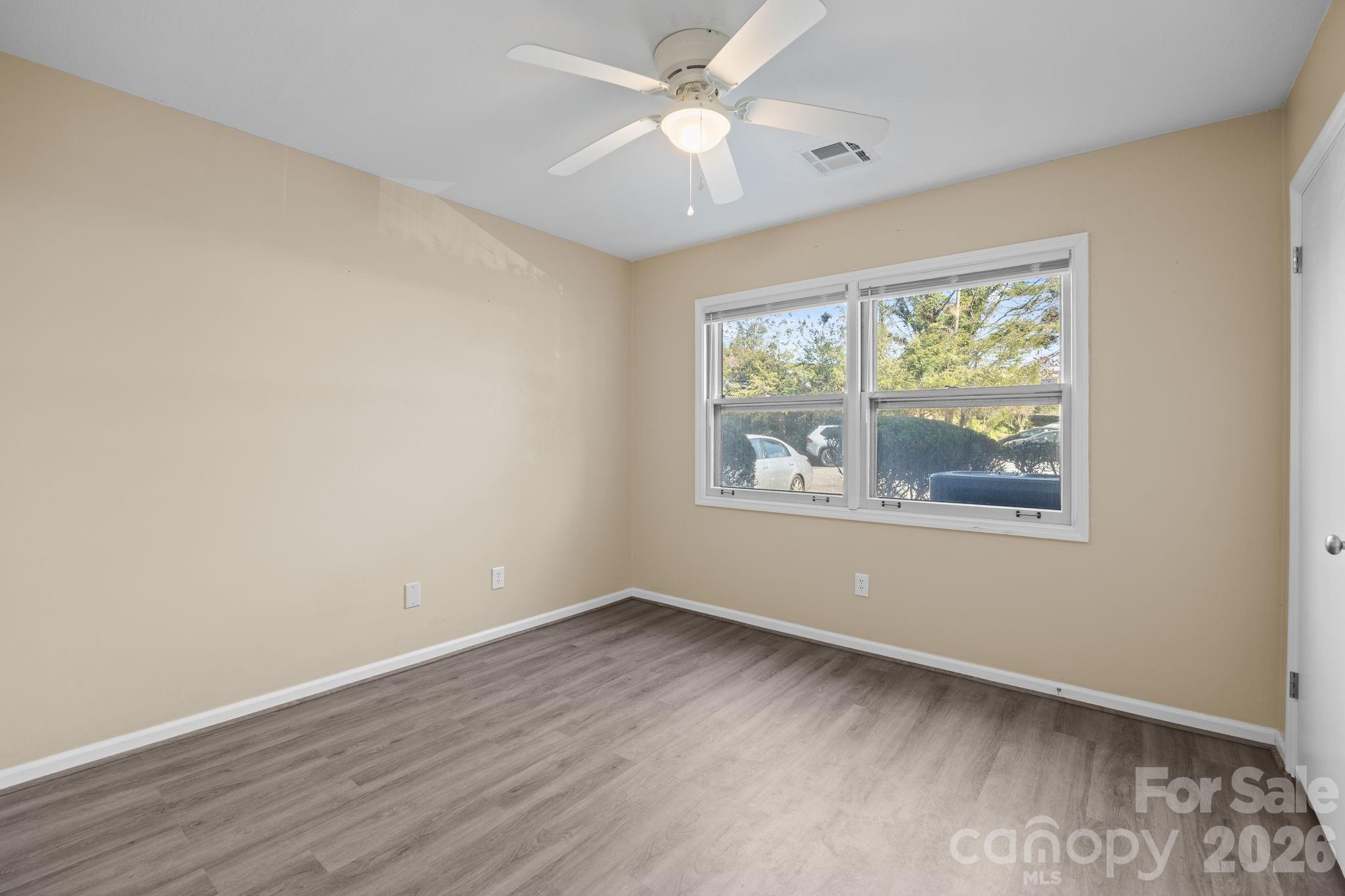 Holly Crest - Residential